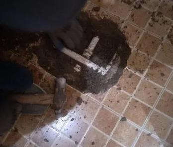 临漳卫生间漏水维修公司为您分享下卫生间渗水如何处理及注意事项